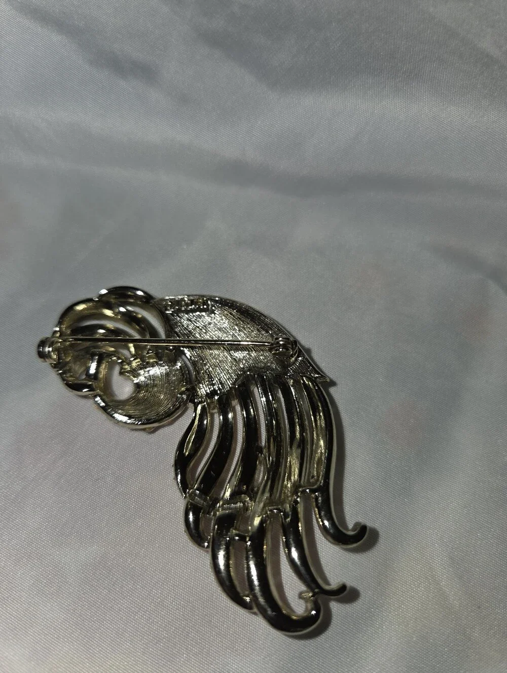 Vintage Lisner Brooch Pin Rhinestone Pin 2 3/8”